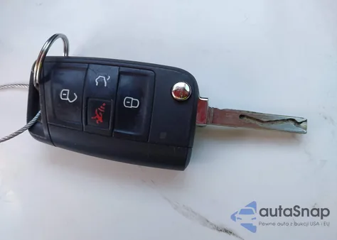 2020 Volkswagen Jetta 1.4T R-Line/1.4T S/1.4T Se z USA, uszkodzony, nr VIN 3VWCB7BU5LM072178